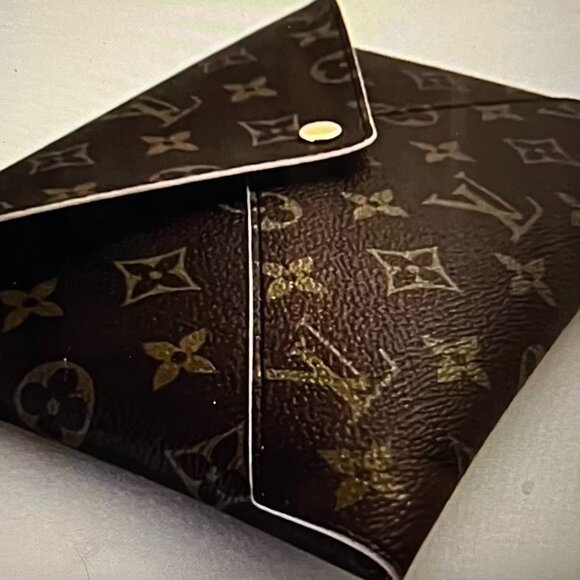 Louis Vuitton Large Pochette Kirigami Pouch Clutch Comes with COA and Dust Bag - Picture 1 of 7